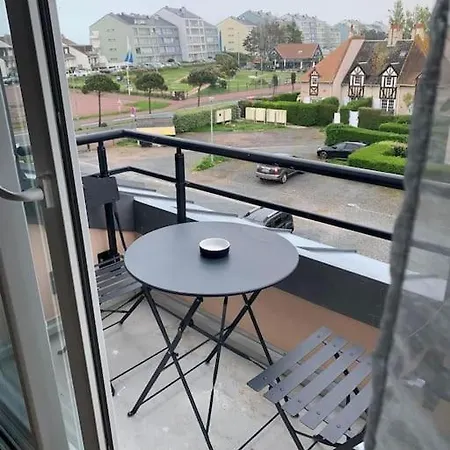 T2 - 50m De La - Parking - Wifi *