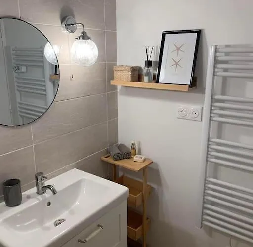 Daire T2 - Bord De - Parking Prive - Wifi Courseulles-sur-Mer