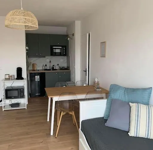 Daire T2 - Bord De - Parking Prive - Wifi Courseulles-sur-Mer