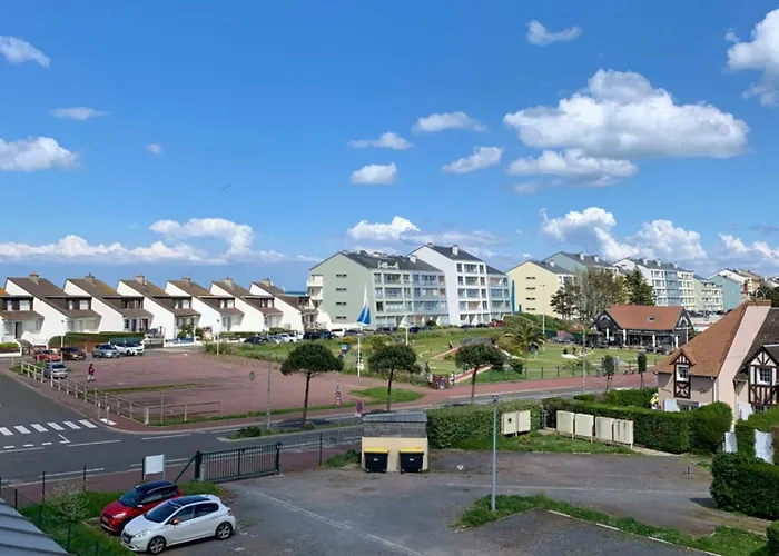 T2 - Bord De - Parking Prive - Wifi * Courseulles-sur-Mer